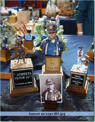 laurent en expo 001.jpg