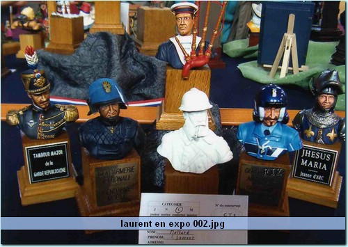 laurent en expo 002.jpg