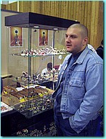 Philippe devant le stand ILYADE.JPG